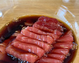Foto del paso 2 de la receta: Atún marinado, sushi bowl (マグロの漬け丼)