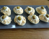 Foto del paso 7 de la receta: Huevos rellenos (abuela Mari)