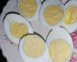 A picture of step 2 of Egg in Potato Nest 😋.