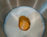Foto langkah ke 3 dari resep 95. Muffin Apel Simpel Gaya Ndi.