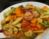 Foto langkah ke 3 dari resep Capcay goreng udang ekonomis.