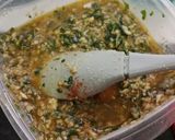 Foto del paso 2 de la receta: Muslos asados de pollo con patatas panaderas