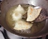 A picture of step 7 of Samosa (potato/peas samosa).