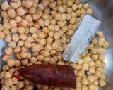 Foto del paso 1 de la receta: Garbanzos con verduras (otra versión)