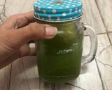 A picture of step 2 of Grapes-khus mocktail.