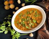 A picture of step 10 of Soya Chunks Ka Salan (Hyderabadi style).