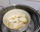 Foto langkah ke 3 dari resep Buah Pir Kukus.