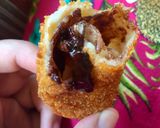 Foto langkah ke 5 dari resep Risoles Pisang Cokelat Lumer.
