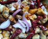 Gambar langkah 2 resipi Ayam Goreng Cili Kering.