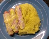 Foto del paso 4 de la receta: Salchichas enrolladas en jamón y queso con puré con manteca