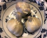 A picture of step 1 of California Farm Garlic Confit and Puree.