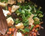 A picture of step 6 of Vegetable Pulao.