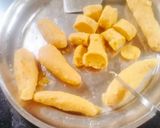 A picture of step 5 of Gatte ki sabji (Besan ke gatte / Gram flour Curry).
