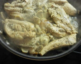 Foto del paso 2 de la receta: Filetes de pollo en salsa de champiñones