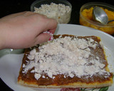 Foto del paso 5 de la receta: Chaja (torta con dulce de leche, crema y duraznos)