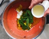 Foto del paso 1 de la receta: Sopa fría de tomate y yogur griego