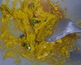 Foto langkah ke 3 dari resep Pesmol Ikan Kembung Bumbu Kuning.