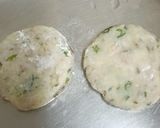A picture of step 4 of Aloo Puri.