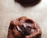 صورة لخطوة 4 من وصفة كوكيز الكاكاو و الشوكولاتة🍪🍫Cookies