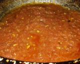 A picture of step 11 of Aalu Ka Paratha with Tamater ki chatni.