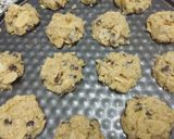 Gambar langkah 2 resipi Biskut oat badam rangup.