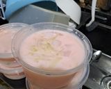 Foto langkah ke 3 dari resep Es Melon Kelapa.