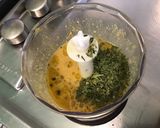 Une image de l'étape 6 de Sauce salade épicée moutarde ail gingembre.