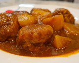 Foto del paso 11 de la receta: Albóndigas con jamón en salsa de Pedro Ximénez con patatas