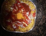 A picture of step 4 of Namkeen bhel.