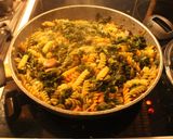 Foto del paso 3 de la receta: Tirabuzones tricolorrr a la Jorge