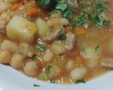 Foto del paso 3 de la receta: Guisado de cerdo y legumbres