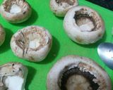 Foto do passo 2 de Cogumelos portobello recheado com gorgonzola