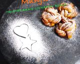 A picture of step 10 of Twisted braid cinnamon rolls.