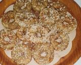Foto langkah ke 3 dari resep Donat Pisang Wijen Gluten-free.