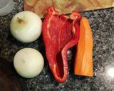 Foto del paso 1 de la receta: Bifes a la portuguesa