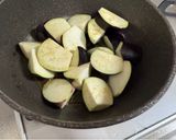 A picture of step 2 of Aubergine Miso Soup.