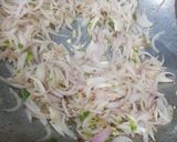 A picture of step 1 of Veg Schezwan Fried Rice.