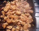 A picture of step 4 of Chicken pasta with sauce Bechamel.