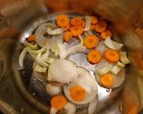 Foto del passaggio 2 della ricetta Zuppa lenticchie e patate