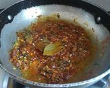 चिकन मालवणी (malvani chicken recipe in marathi) रेसिपी स्टेप 3 फोटो