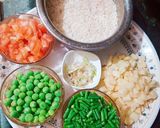 A picture of step 1 of French-beans veg rice.