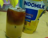 Foto langkah ke 5 dari resep Es kopi susu.