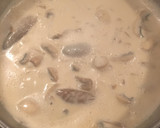Foto del paso 3 de la receta: Taquitos de pavo en salsa de setas 🍂 🍄