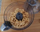 Foto del passaggio 1 della ricetta Torta salata con base di taralli