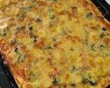 Foto langkah ke 4 dari resep Pizza Kolaborasi.