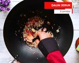 Foto langkah ke 3 dari resep Cumi Nanas.