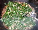 Foto langkah ke 2 dari resep Tumis pakis kelapa #Dapur Fitri.