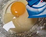 Foto langkah ke 5 dari resep Bolu Caramel Mini 1 Telur Takaran Sendok.