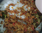 Foto langkah ke 5 dari resep Nasi tutug Oncom sambal Leunca.