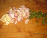Foto del paso 3 de la receta: Costillas de cerdo con salsa de jugo de naranja y semillas de girasol, ajonjolí y nuez